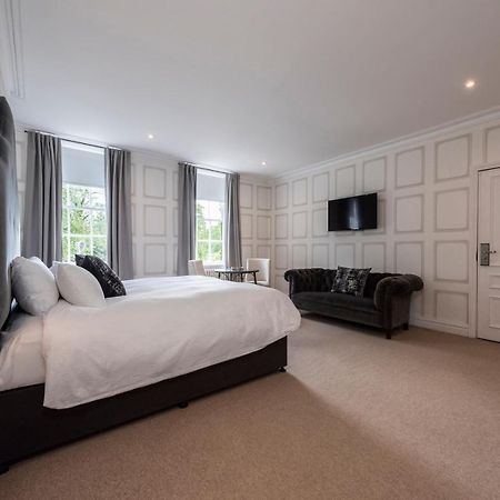 Statham Lodge Hotel วอร์ริงตัน ภายนอก รูปภาพ