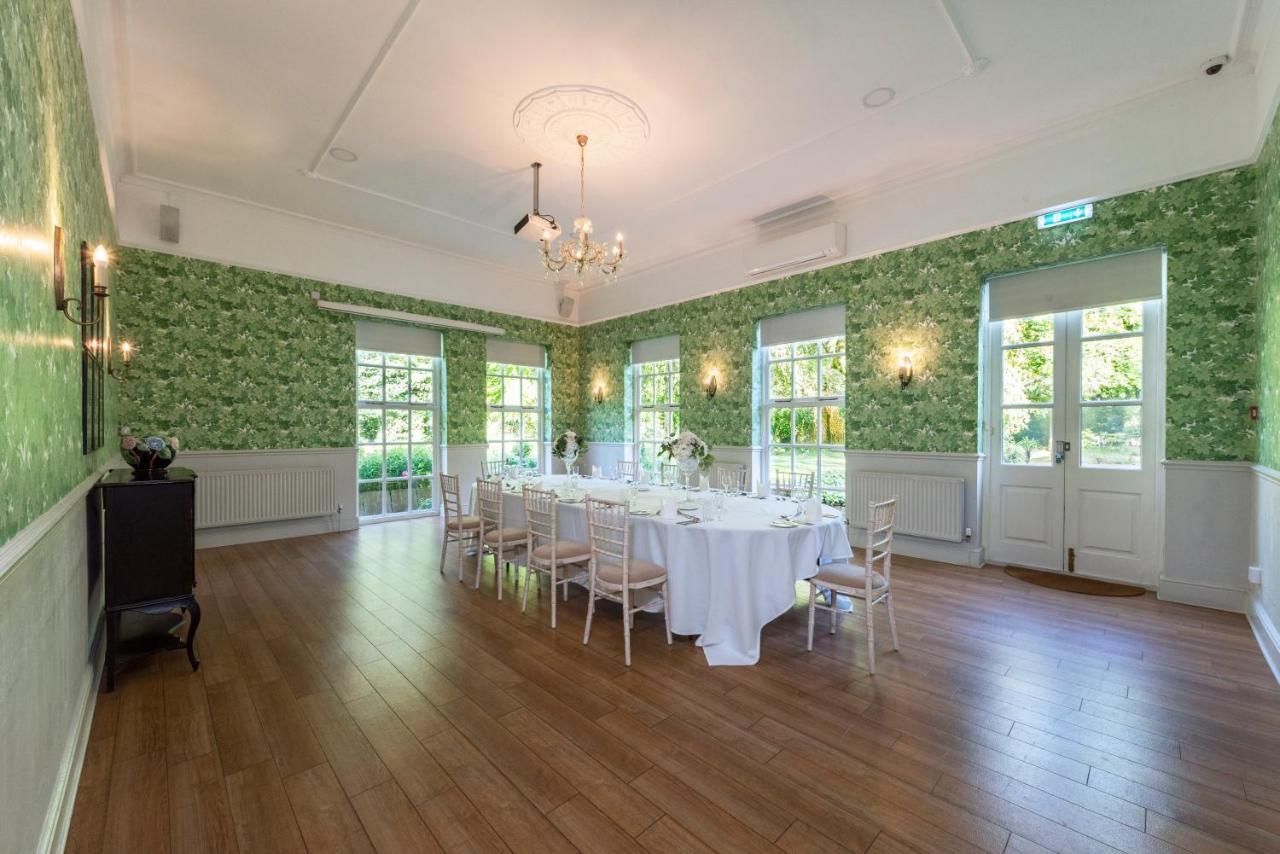 Statham Lodge Hotel วอร์ริงตัน ภายนอก รูปภาพ